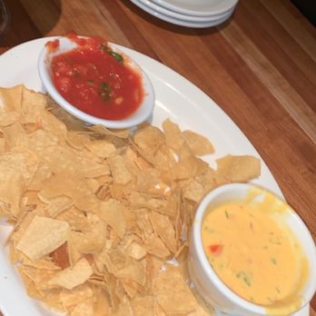Cheddar's Scratch Kitchen - Chips and Chips & Homemade Queso- 5/10 - American Near Me - Austin, Texas Cheddar's Scratch Kitchen - Chips and Chips & Homemade Queso- 5/10 - American Near Me - Austin, Texas