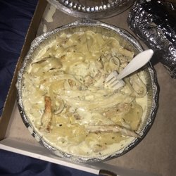 Chicken Alfredo. Extremely bland.