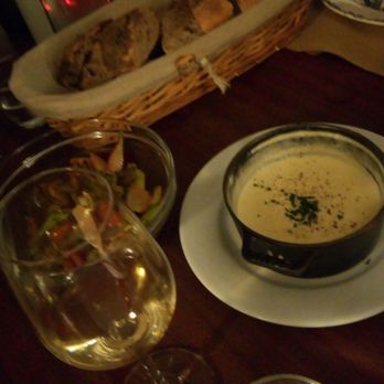 La Cave du Fromager - The fondue entree we turned into an app! The veggies were so good! - Nicoise Near Me - Nice, 06