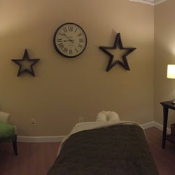 Advanced Family Wellness - Our massage room