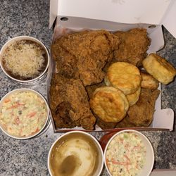 Popeyes Louisiana Kitchen - 10 piece chicken family