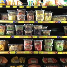 RUSS’S MARKET - LINCOLN - Updated July 2025 - 29 Photos & 24 Reviews ...