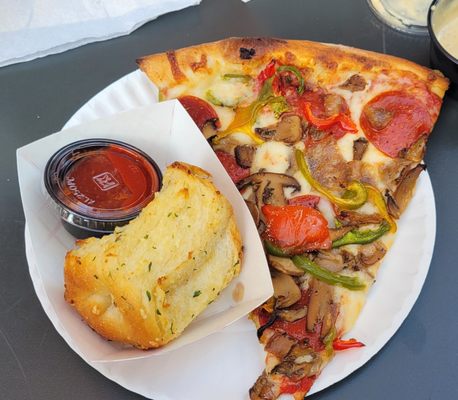 Palace Pizza by null