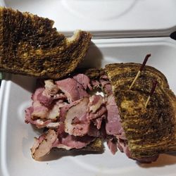 Jason's Deli - Look @ the slices & you tell B4 you bite, tough!!