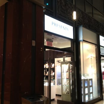 Presents Niagara - Jewelry Near Me - Niagara Falls, Ontario