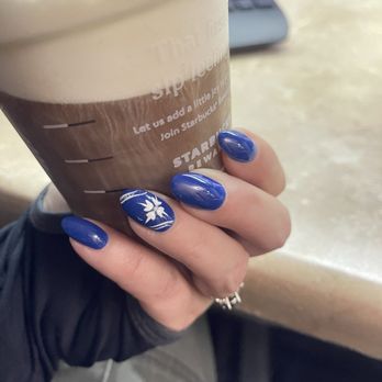 Alluxe Nails And Spa - Nail Salons Near Me - Scarborough, Maine
