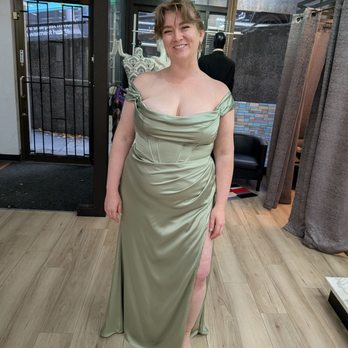 American Freestyle Alterations - Sewing & Alterations Near Me - Seattle, Washington American Freestyle Alterations - Sewing & Alterations Near Me - Seattle, Washington