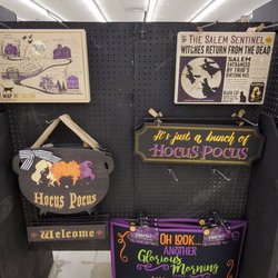Spirit Halloween Store