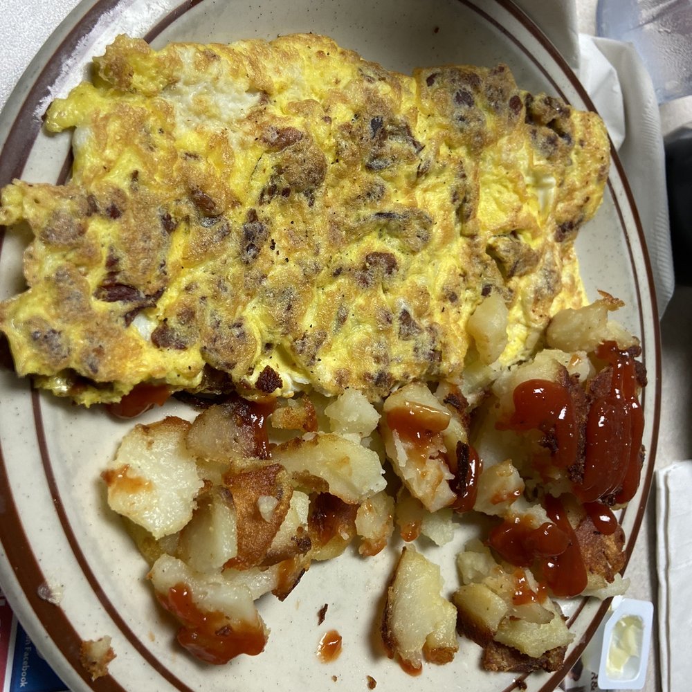 Freeland Diner - bacon omelet and home fries - Diners Near Me - Freeland, Pennsylvania Freeland Diner - bacon omelet and home fries - Diners Near Me - Freeland, Pennsylvania