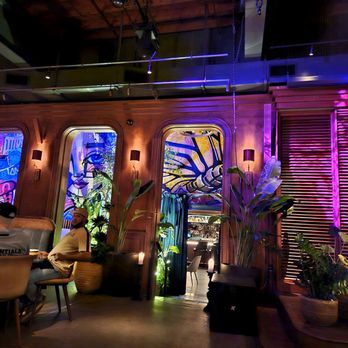 Chica Miami - Great lighting - Latin American Near Me - Miami, Florida