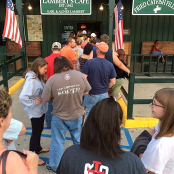 Lamberts Cafe - American Near Me - Sikeston, Missouri