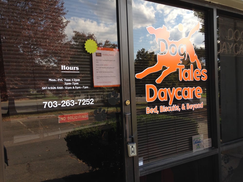 DOG TALES DAYCARE 14 Photos & 30 Reviews Pet Groomers 13944 B