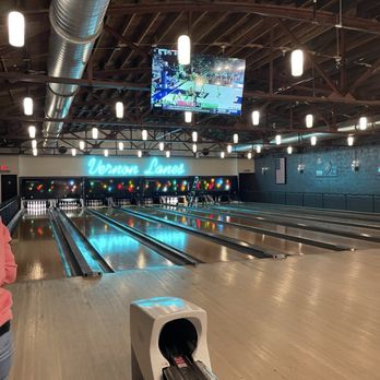 Vernon Lanes - Bowling Near Me - Louisville, Kentucky Vernon Lanes - Bowling Near Me - Louisville, Kentucky