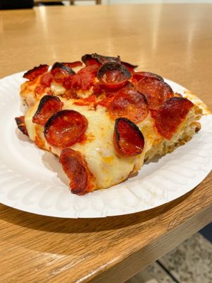 Danny Boy's Famous Original Pizza by null