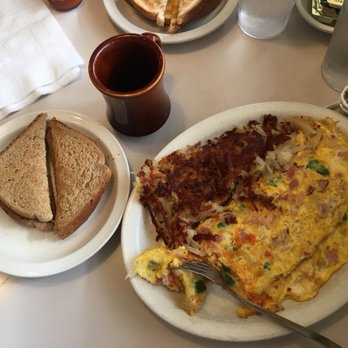 Benny's Family Dining - Sandwiches Near Me - Ann Arbor, Michigan
