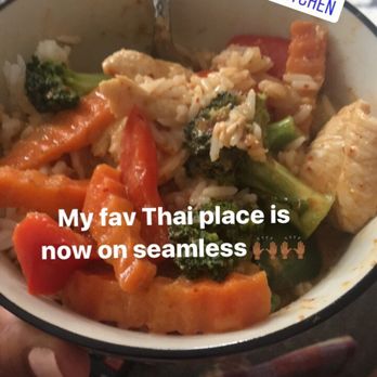 Enthaice Thai Kitchen - Spicy Peanut coconut curry with chicken and mixed veggies. This was my second bowl. - Thai Near Me - Astoria, New York