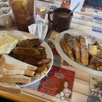 Sunny Daze Cafe - Ericka's French Toast Breakfast - American Near Me - Tucson, Arizona