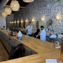 Atana Head Spa - Modern atmosphere