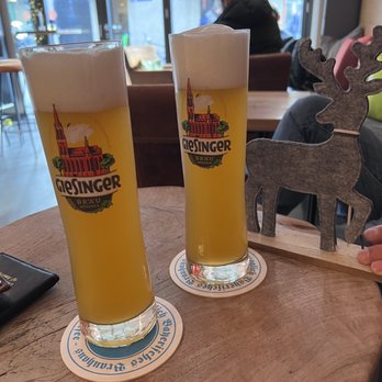 MUC-Bar - Hefeweizen - Bars Near Me - Munich, BY
