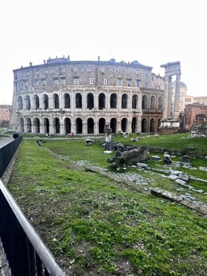 Teatro di Marcello by null