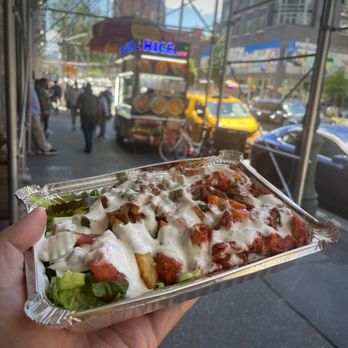 Mido’s Halal Food - Combo plate - Food Trucks Near Me - New York, New York Mido’s Halal Food - Combo plate - Food Trucks Near Me - New York, New York
