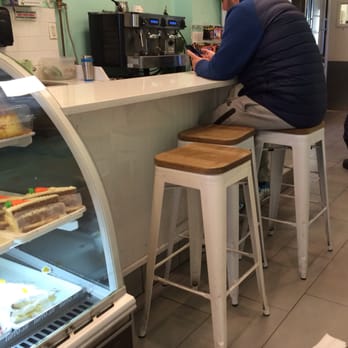 Bakery On 3rd Cafe - Counter Seats - Desserts Near Me - New York, New York