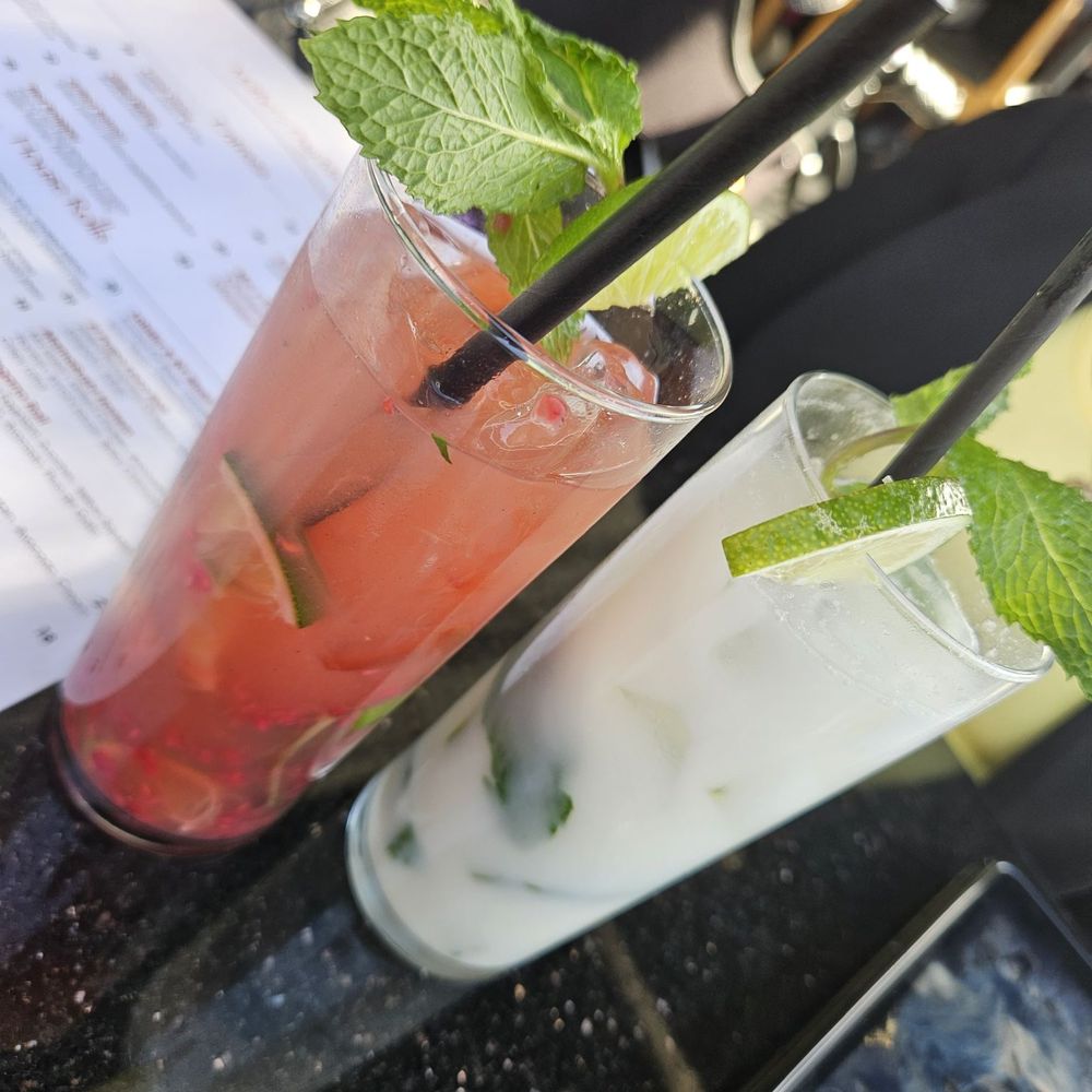 MamaSushi and Coconut mojito MamaSushi and Coconut mojito