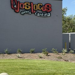 Ojos Locos San Bernardino - Outside