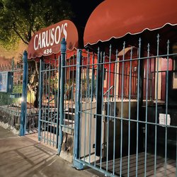 Caruso's - Outside
