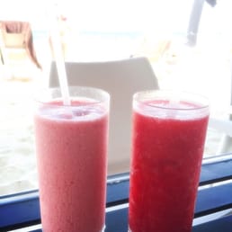 Drinks by the beach