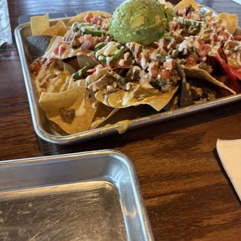 Billy Birch Pub and Yard - Beer Gardens Near Me - Thornton, Colorado