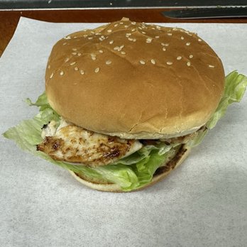 Star Burgers - Chicken breast sandwich - Burgers Near Me - Riverside, California