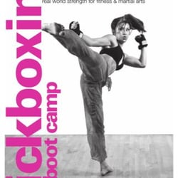 Personal Trainer Toronto - Downtown - Group kickboxing classes