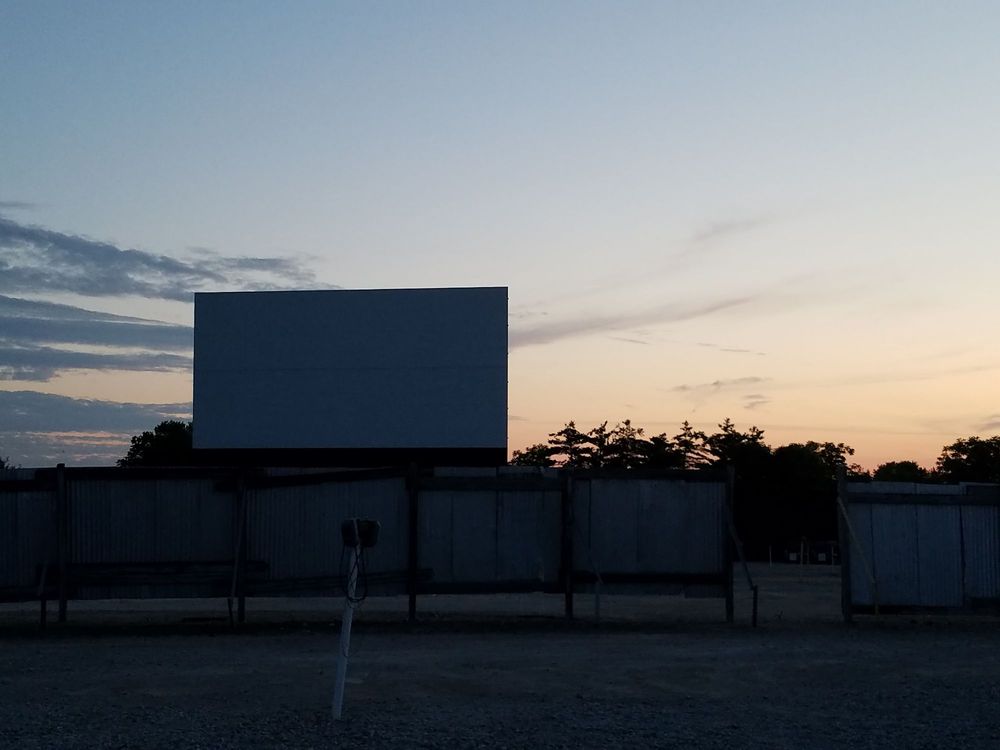 SOUTH DRIVEIN THEATER 37 Photos & 42 Reviews Flea Markets 3050 S