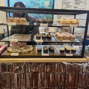 Charm City Cakes - Cooking Classes Near Me - Baltimore, Maryland