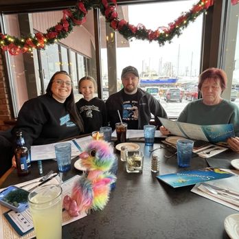 Sindbads Restaurant & Marina - Drinks delivered, ready to order. - Seafood Near Me - Detroit, Michigan Sindbads Restaurant & Marina - Drinks delivered, ready to order. - Seafood Near Me - Detroit, Michigan
