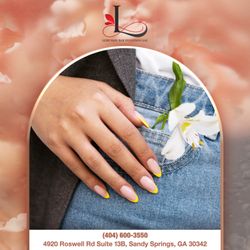 Lush Nail Bar Fountain Oaks - Unlock the beauty within at Lush Nail Bar Fountain Oak!
From elegant classics to trendy designs, our nail artists will help you