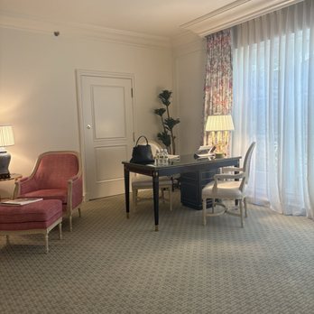 The Peninsula Beverly Hills - Hotels Near Me - Beverly Hills, California The Peninsula Beverly Hills - Hotels Near Me - Beverly Hills, California