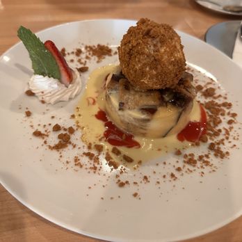 Crocante Restaurant - Bread pudding with ice cream on top - Puerto Rican Near Me - Orlando, Florida Crocante Restaurant - Bread pudding with ice cream on top - Puerto Rican Near Me - Orlando, Florida