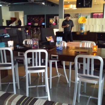 W XYZ Bar - Cocktail Bars Near Me - Millbrae, California