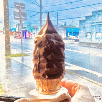 Dreamette - Dreamette -- chocolate cone, chocolate dipped - Ice Cream & Frozen Yogurt Near Me - Jacksonville, Florida