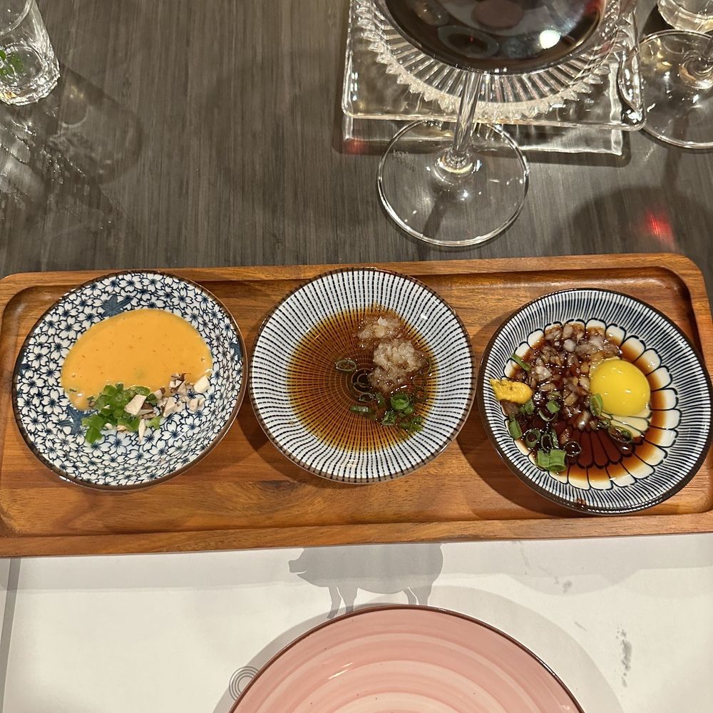 Golden pig - Korean Near Me - Honolulu, Hawaii