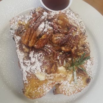 Brunch - Pecan French toast - Breakfast & Brunch Near Me - Paso Robles, California Brunch - Pecan French toast - Breakfast & Brunch Near Me - Paso Robles, California