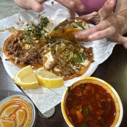 Chaguitos Tacos - Queso Birria so bomb