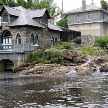 Bracebridge Falls - Parks Near Me - Bracebridge, Ontario