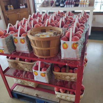 Strawberry Hill USA - Peaches they got them!!! - Fruits & Veggies Near Me - Gaffney, South Carolina Strawberry Hill USA - Peaches they got them!!! - Fruits & Veggies Near Me - Gaffney, South Carolina