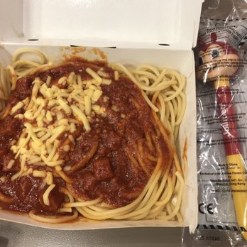 Jollibee - Kids meal spaghetti. $4.49 - Fast Food Near Me - Panorama City, California