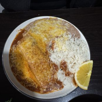 Los Cabos Mexican Restaurant - Cheese enchiladas with white jalapeño rice and refried beans - Mexican Near Me - Orange, California Los Cabos Mexican Restaurant - Cheese enchiladas with white jalapeño rice and refried beans - Mexican Near Me - Orange, California