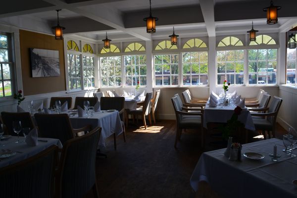 Old Surrey Restaurant by null