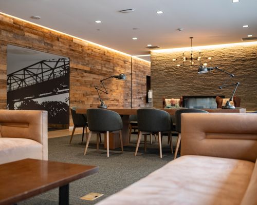 The Lismore Hotel Eau Claire - a DoubleTree by Hilton Hotel by null